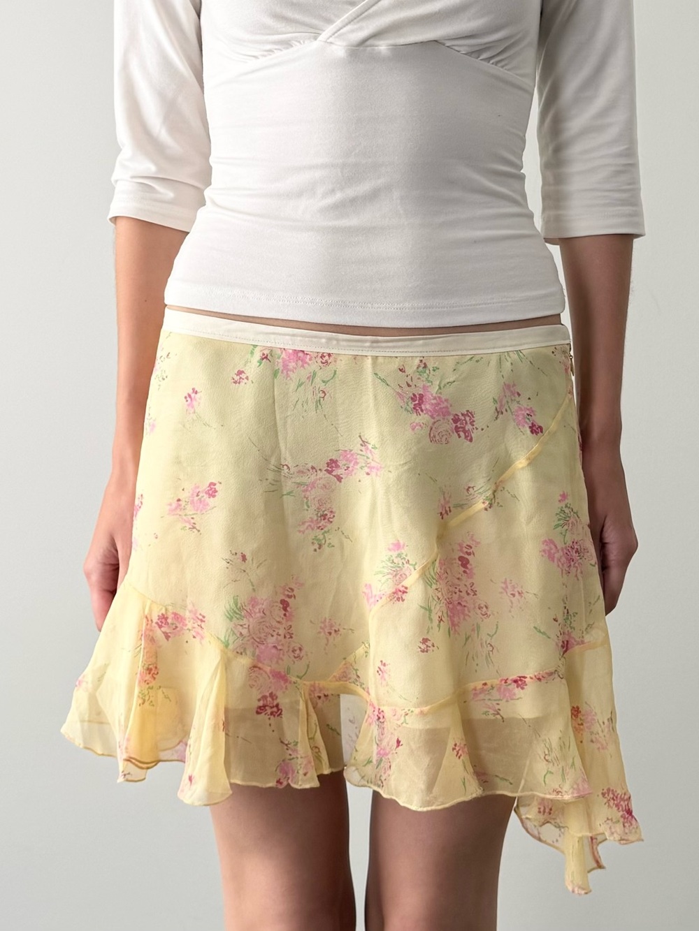 Abercrombie & Fitch 100% silk floral mini skirt.